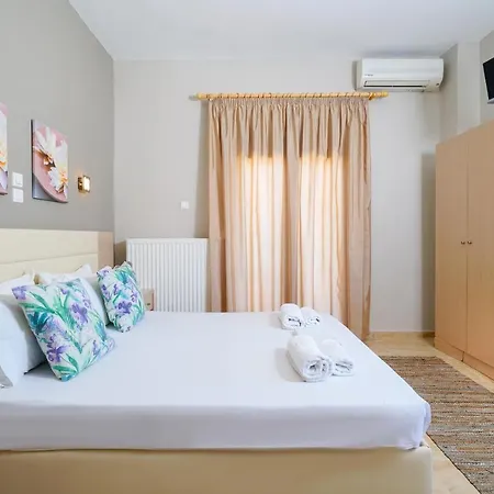 Yanna Apartment