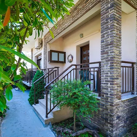 Yanna Apartment Olympiada