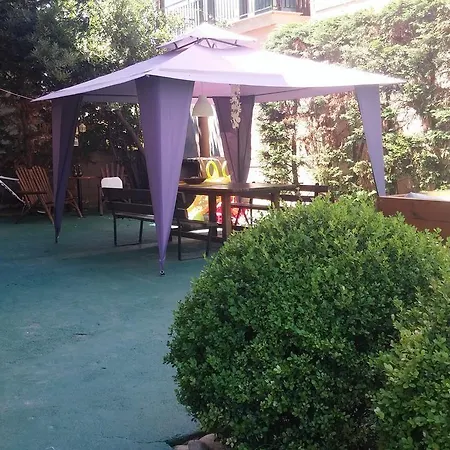 Yanna Διαμέρισμα *