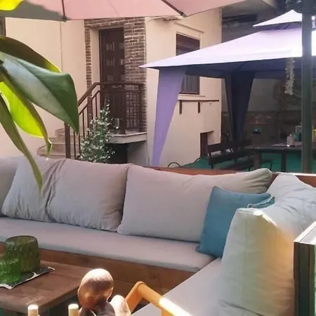 Apartment Yanna *