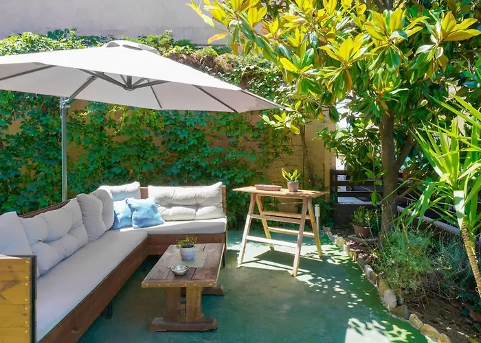 Yanna Apartment